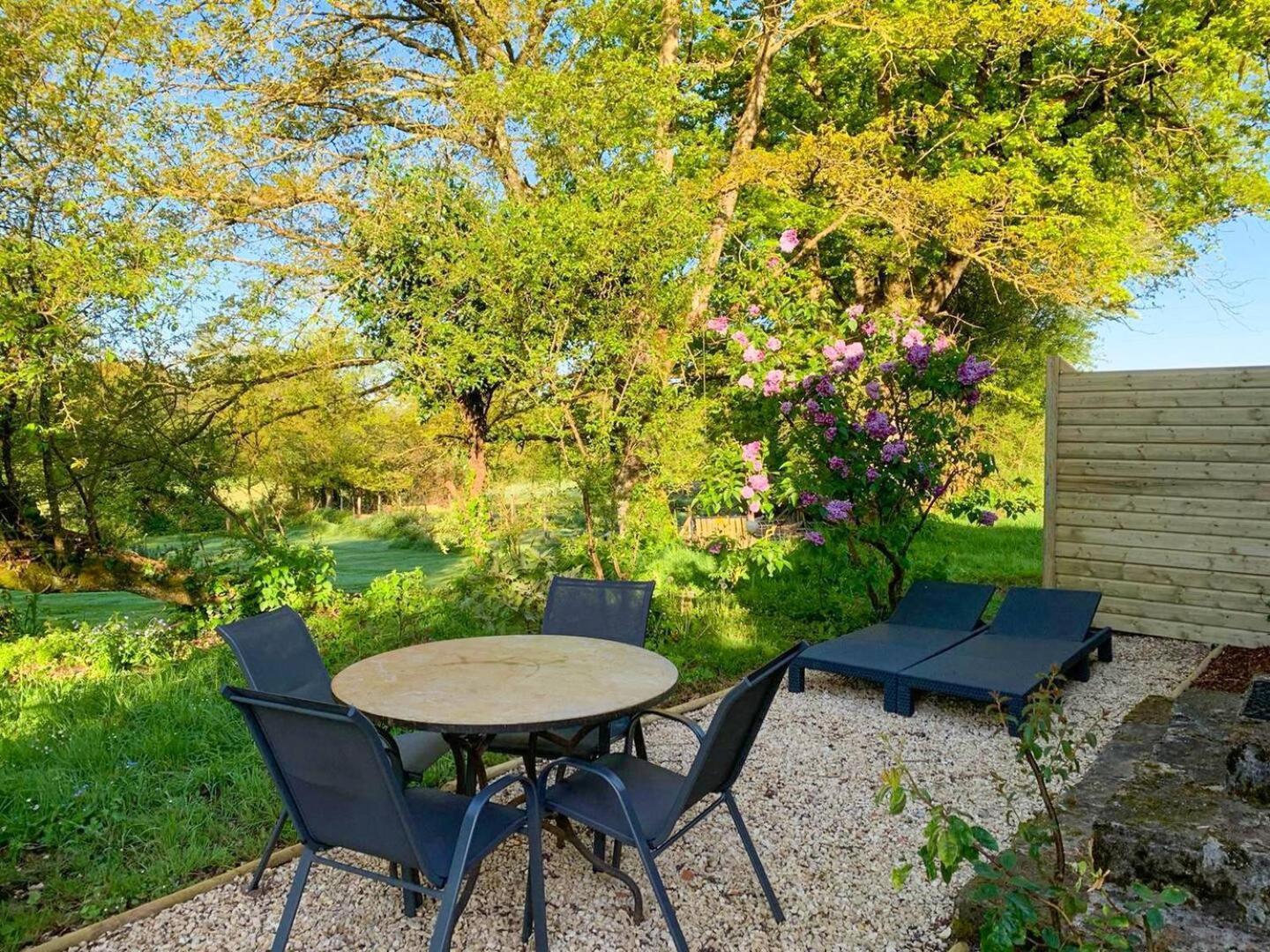 Le Clos Des Ecorcins - Terrasse - Parking Prive Saint-Amand-sur-Sevre المظهر الخارجي الصورة