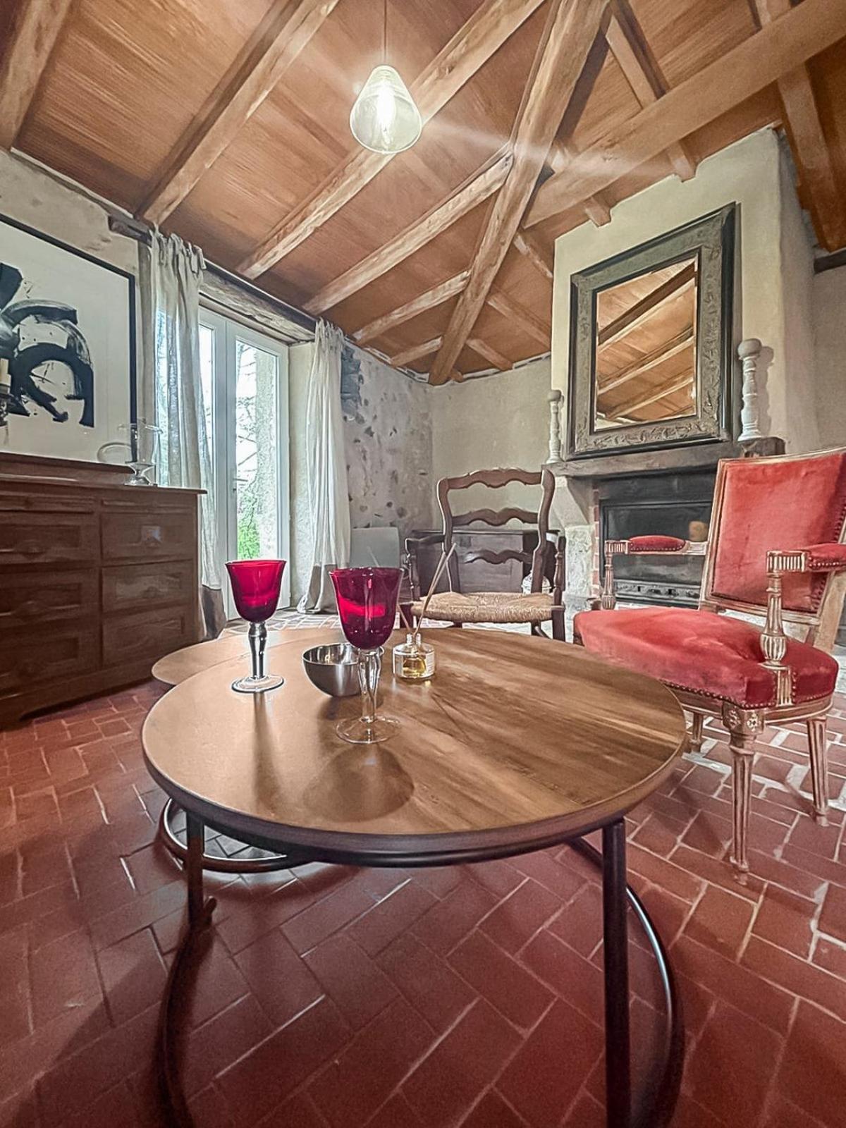 Le Clos Des Ecorcins - Terrasse - Parking Prive Saint-Amand-sur-Sevre المظهر الخارجي الصورة
